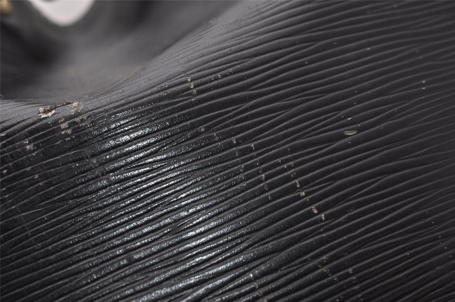 Authentic Louis Vuitton Epi Petit Noe Shoulder Drawstring Bag M59012 Black 8855I