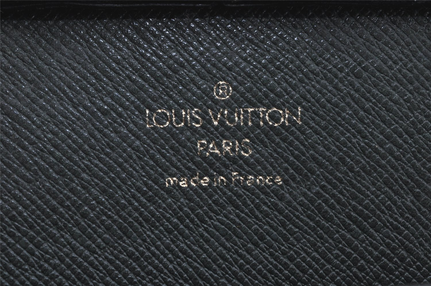 Authentic Louis Vuitton Taiga Baikal Clutch Bag Green M30184 LV 8857I