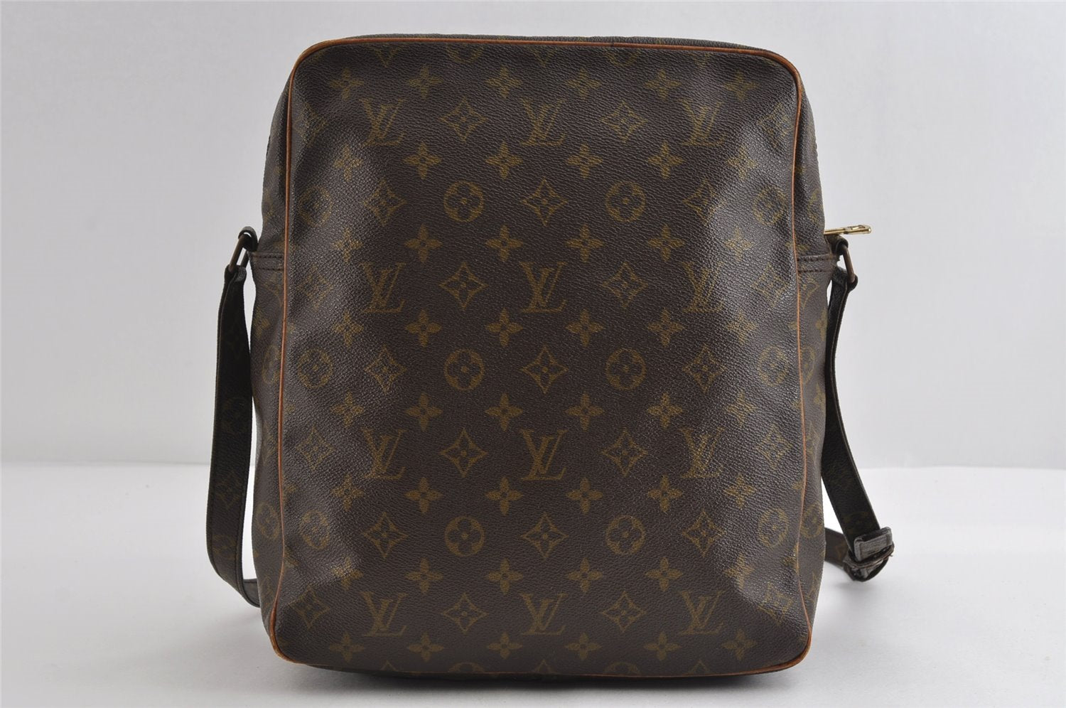 Authentic Louis Vuitton Monogram Marceau Shoulder Cross Body Bag M40264 LV 8861I
