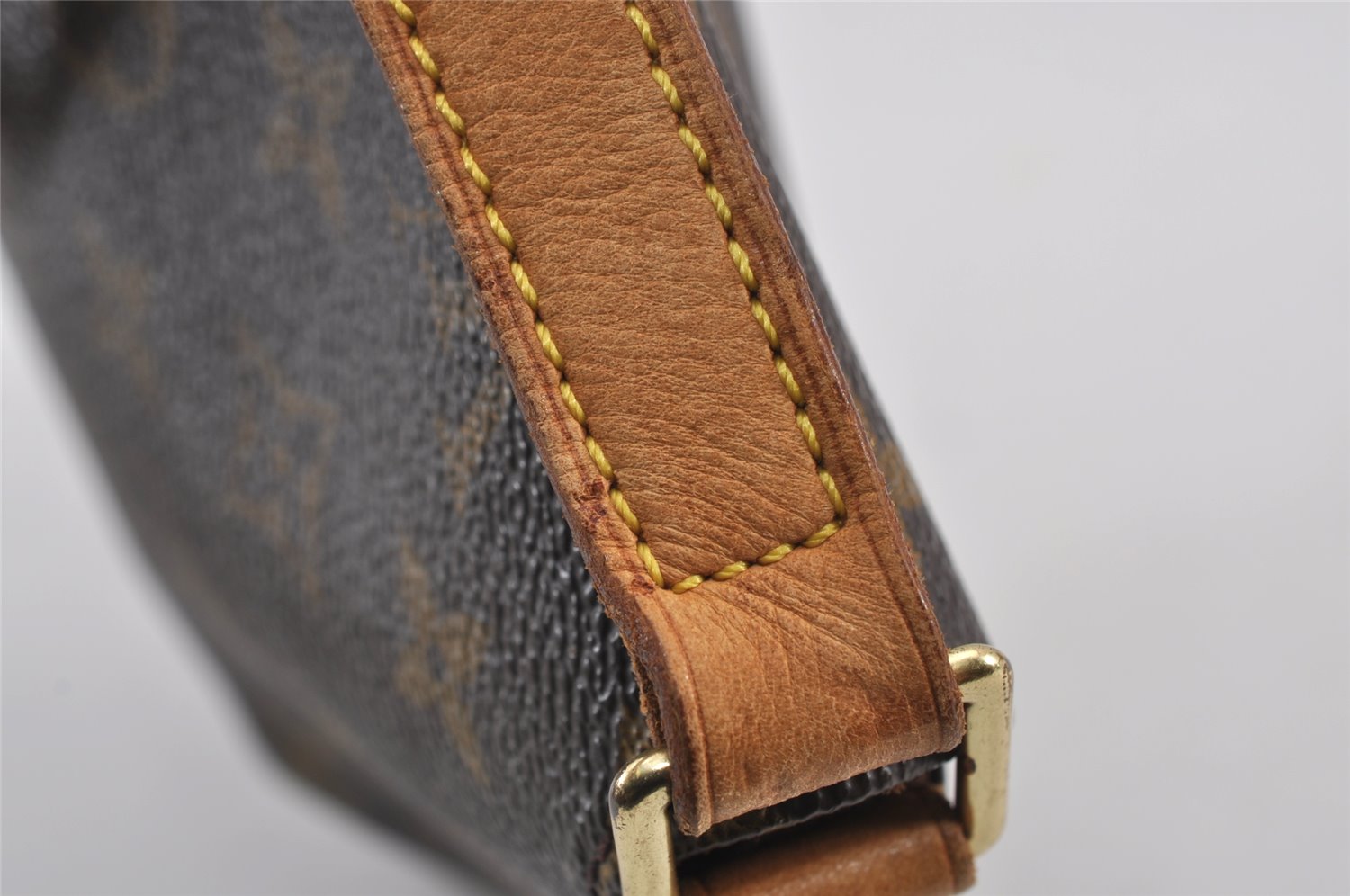 Authentic Louis Vuitton Monogram Musette Tango Shoulder Bag M51257 LV 8862J