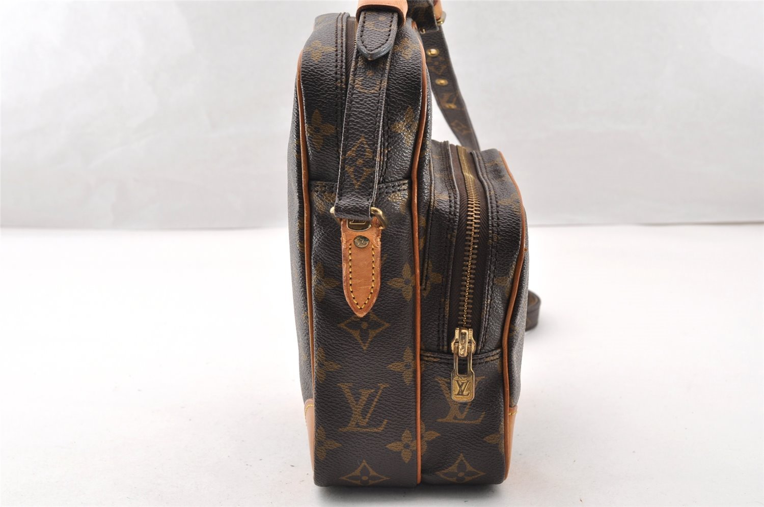 Authentic Louis Vuitton Monogram Amazone Shoulder Cross Bag M45236 Junk 8863I