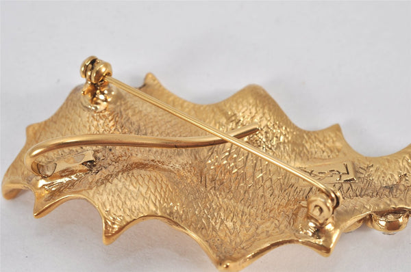 Authentic YVES SAINT LAURENT Rhinestone Leaf Motif Brooch Gold Tone 8863K