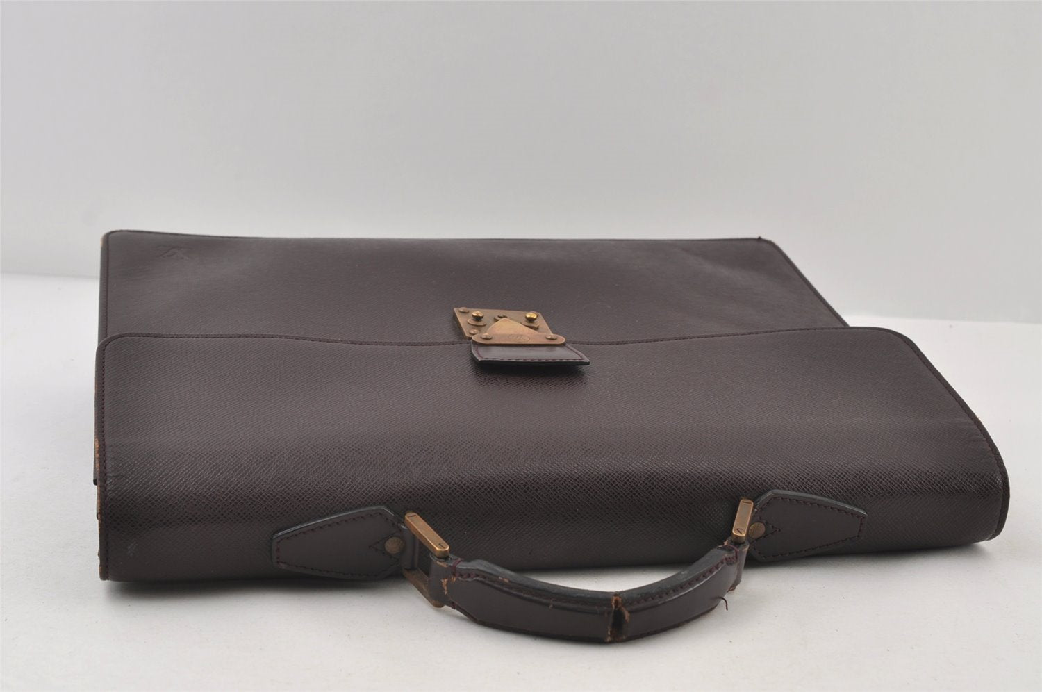 Auth Louis Vuitton Taiga Serviette Moskova Briefcase Purple M30036 Junk 8864I