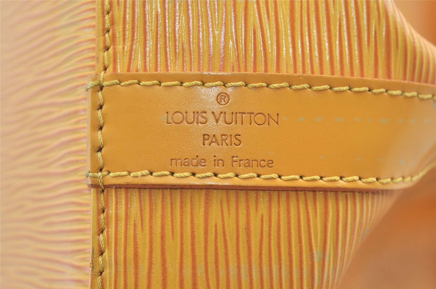 Authentic Louis Vuitton Epi Petit Noe Drawstring Bag Yellow M44109 LV 8866J