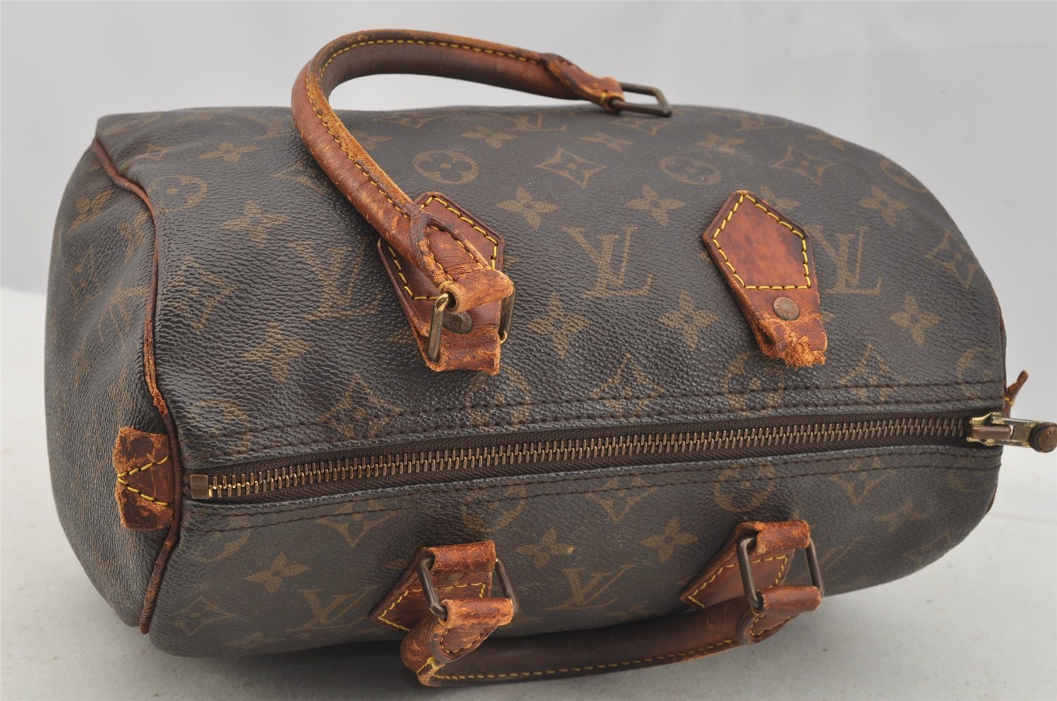 Authentic Louis Vuitton Monogram Speedy 25 Boston Hand Bag M41528 LV Junk 8871I