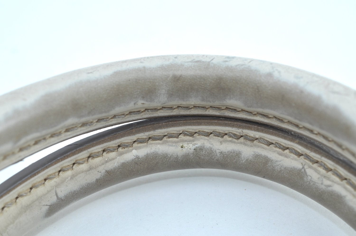 Authentic Louis Vuitton Epi Passy PM Hand Bag Purse White M5926J LV 8873G