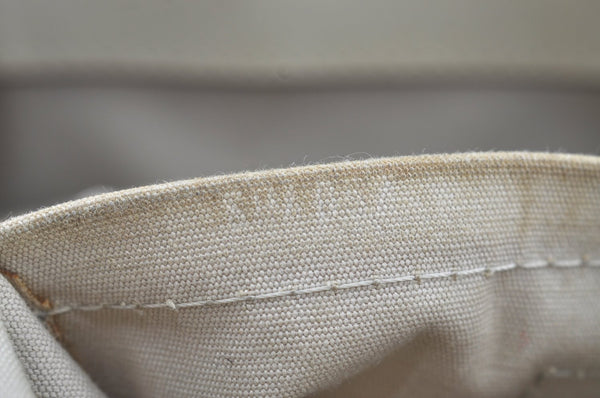 Authentic Louis Vuitton Epi Passy PM Hand Bag Purse White M5926J LV 8873G