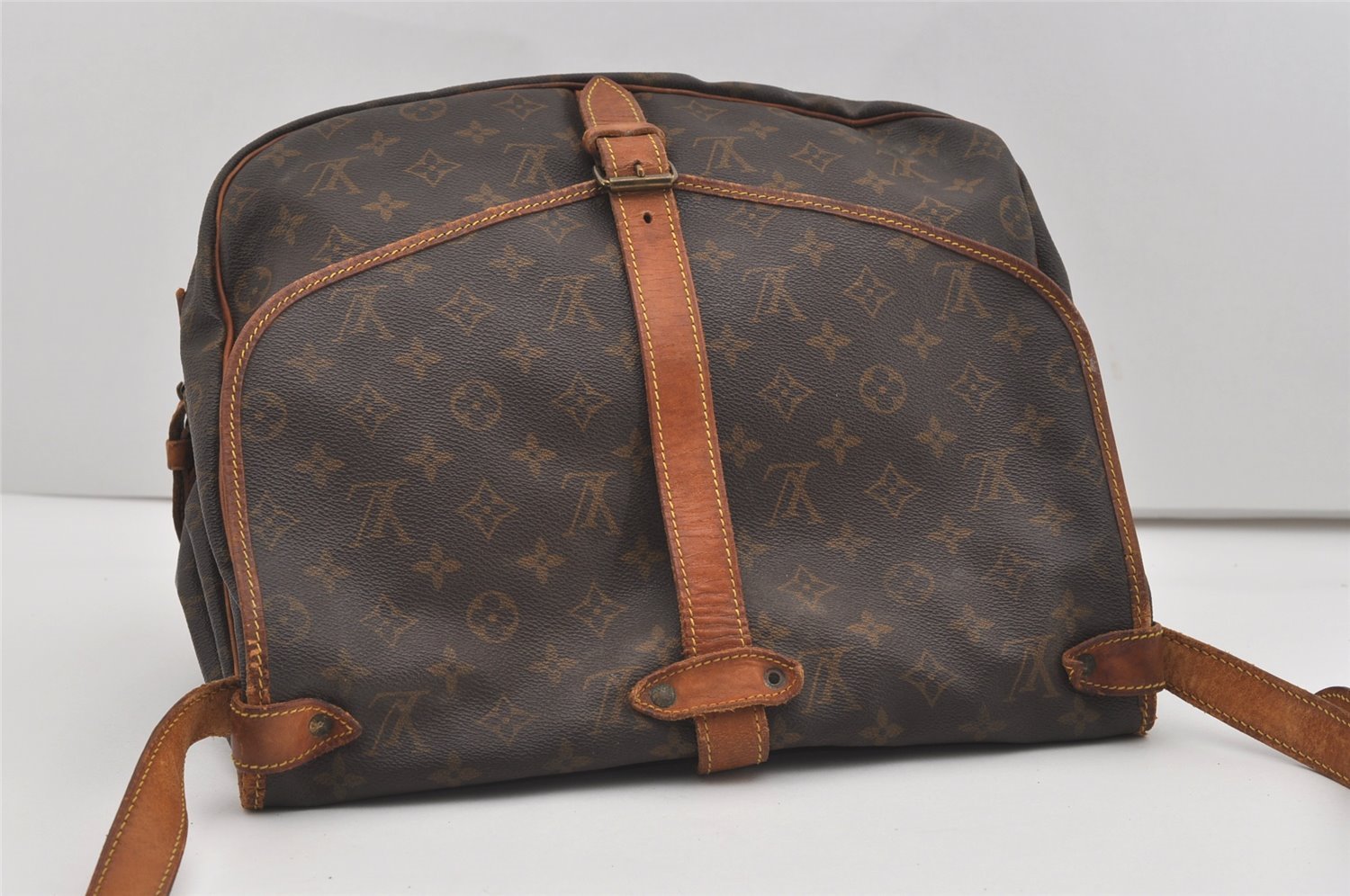 Authentic Louis Vuitton Monogram Saumur 35 Shoulder Cross Bag M42254 LV 8874I