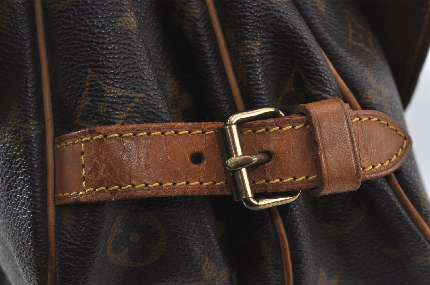 Authentic Louis Vuitton Monogram Saumur 30 Shoulder Cross Bag M42256 LV 8875I