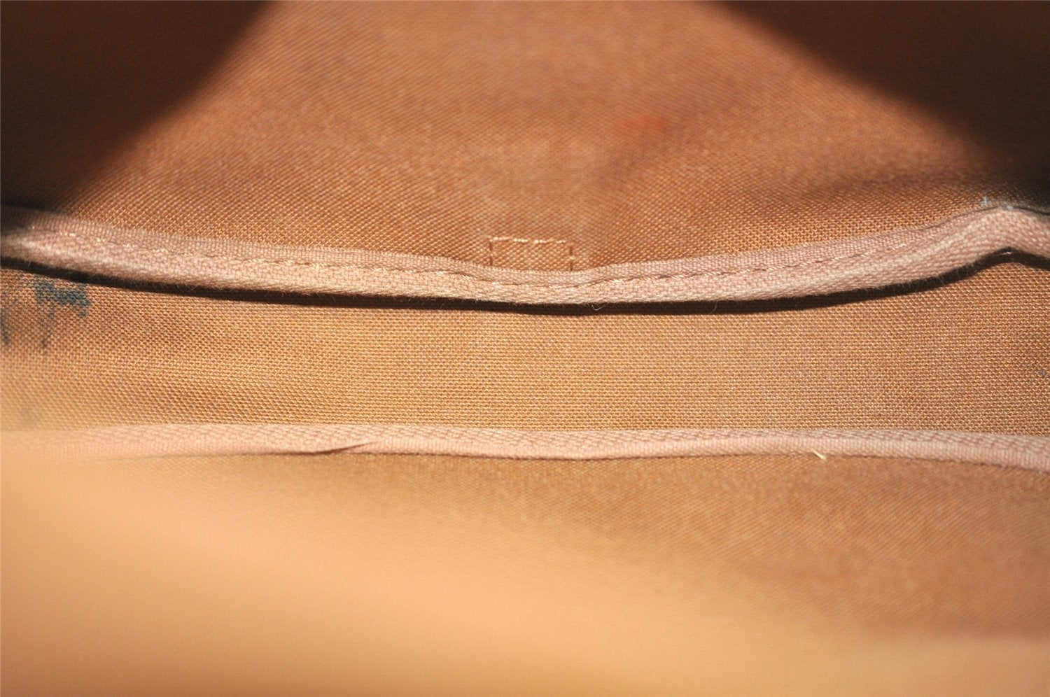 Authentic Louis Vuitton Monogram Saumur 30 Shoulder Cross Bag M42256 LV 8875I