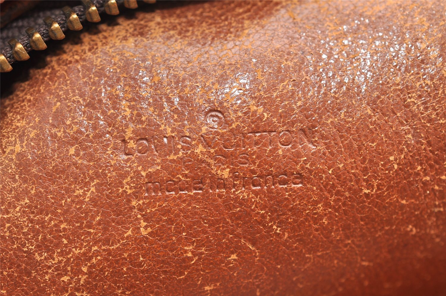 Authentic Louis Vuitton Monogram Pochette Sport Clutch Hand Bag Old Model 8877I