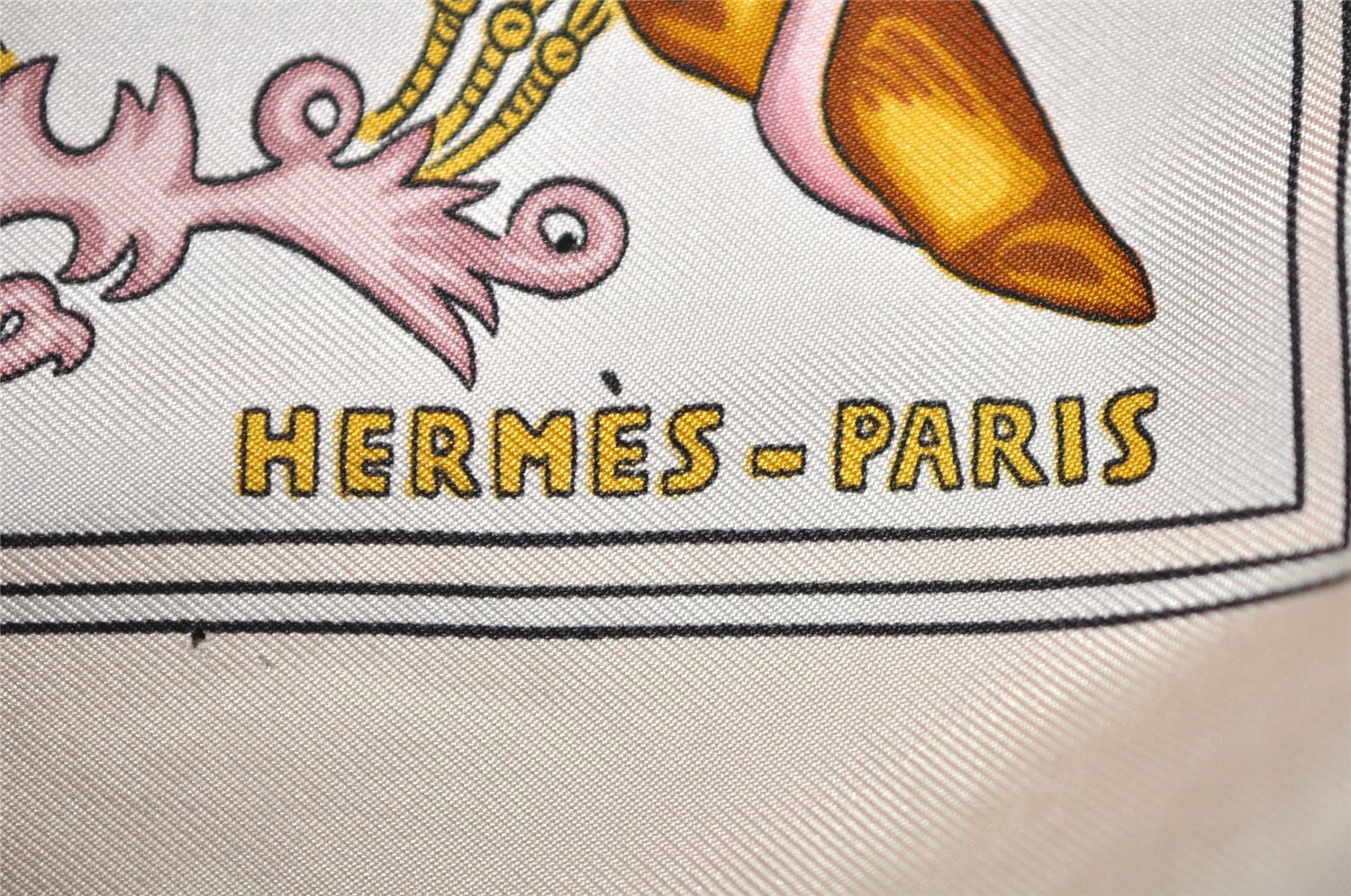 Authentic HERMES Carre 90 Scarf 