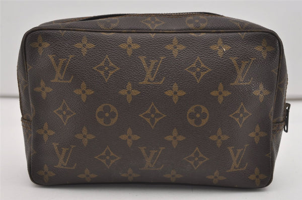 Auth Louis Vuitton Monogram Trousse Toilette 23 Clutch Hand Bag Old Model 8880I