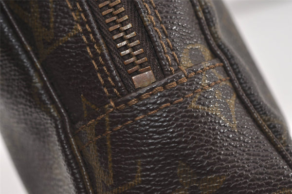 Auth Louis Vuitton Monogram Trousse Toilette 23 Clutch Hand Bag Old Model 8880I