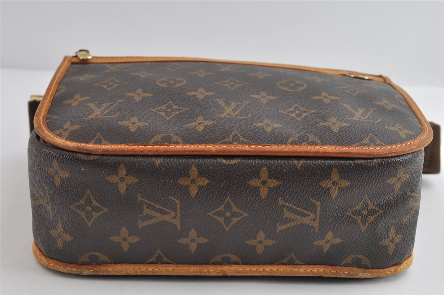 Auth Louis Vuitton Monogram Messenger Bosphore PM Shoulder Bag M40106 LV 8883I
