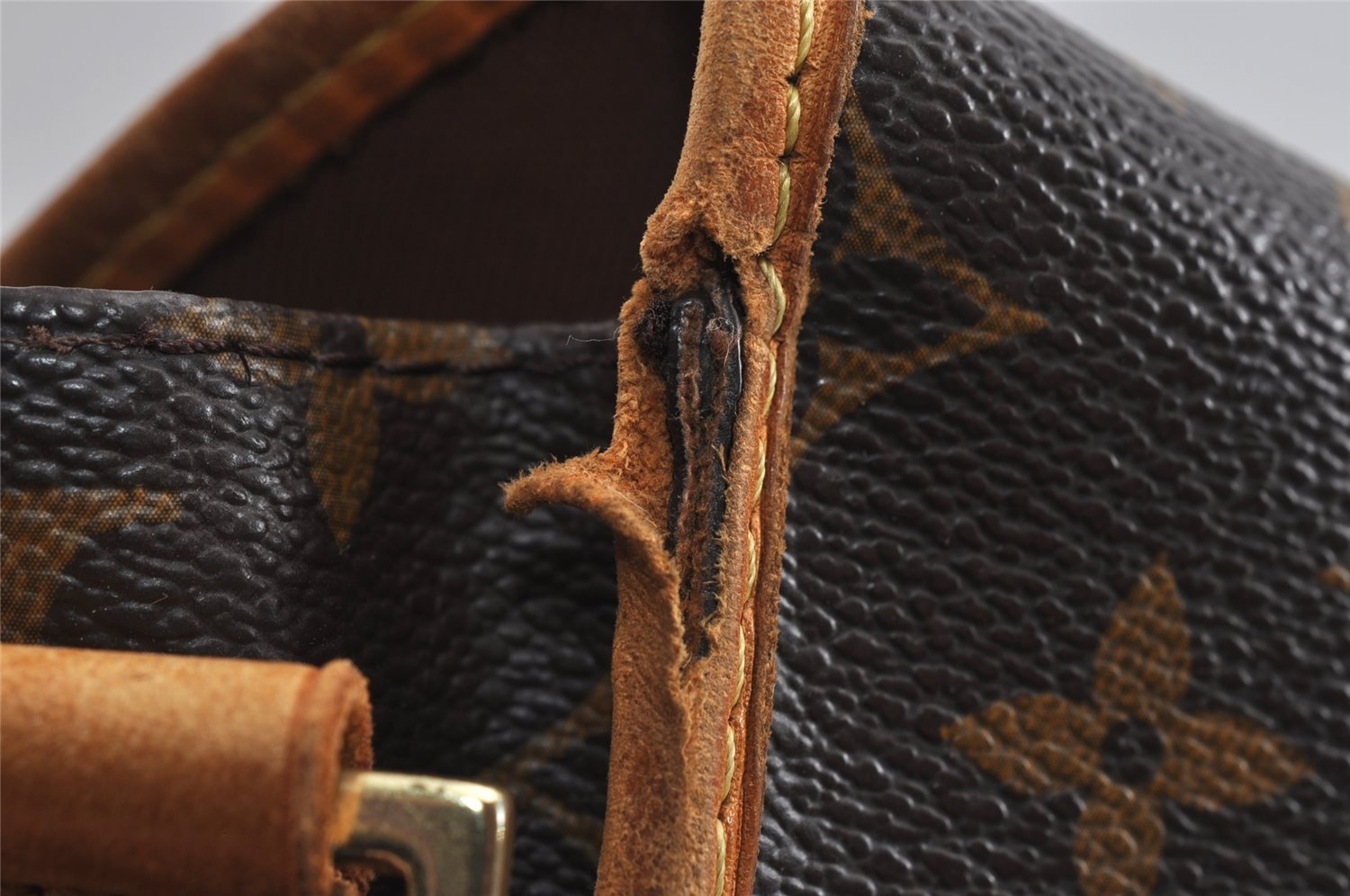 Auth Louis Vuitton Monogram Messenger Bosphore PM Shoulder Bag M40106 LV 8883I