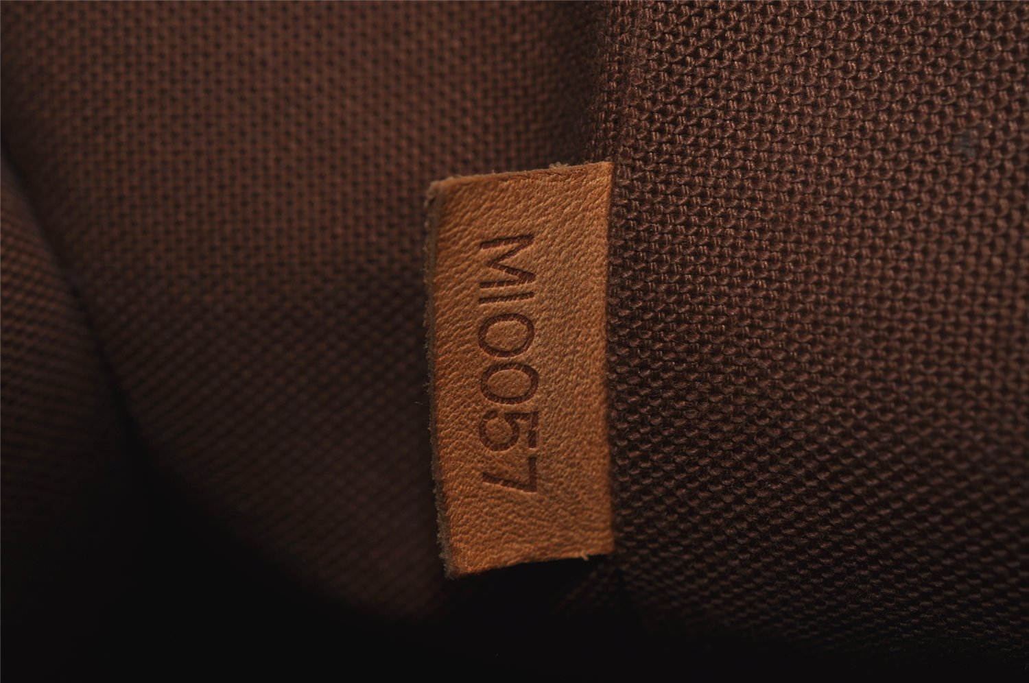 Auth Louis Vuitton Monogram Messenger Bosphore PM Shoulder Bag M40106 LV 8883I