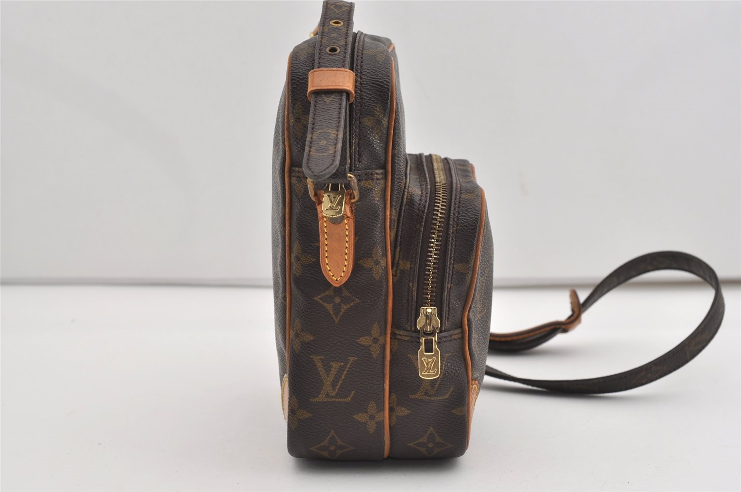 Authentic Louis Vuitton Monogram Amazone Shoulder Cross Body Bag M45236 LV 8887I