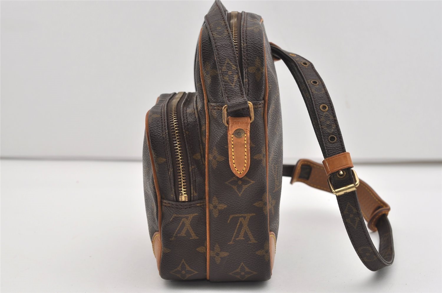 Authentic Louis Vuitton Monogram Amazone Shoulder Cross Body Bag M45236 LV 8887I