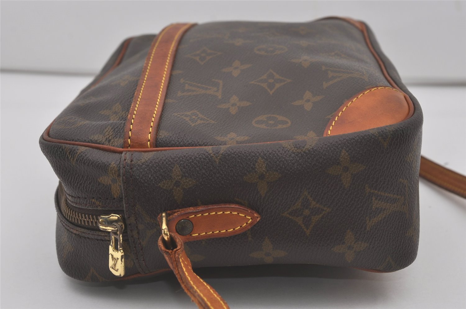 Authentic Louis Vuitton Monogram Trocadero 30 Shoulder Cross Bag M51272 LV 8892I