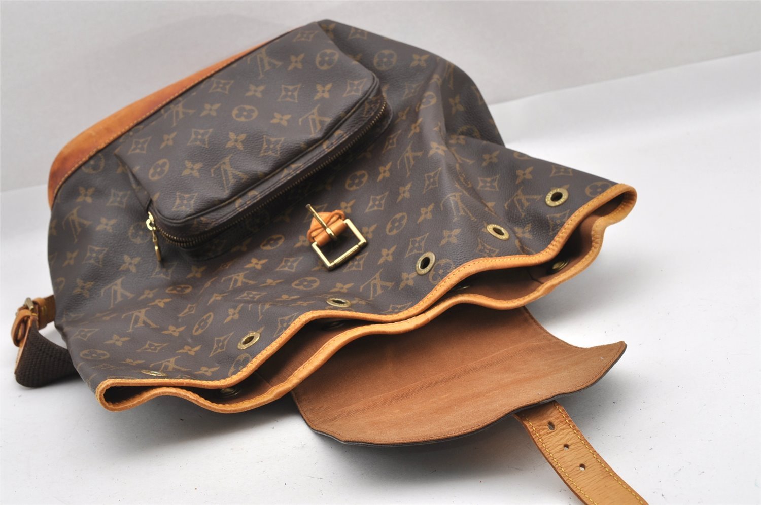 Authentic Louis Vuitton Monogram Montsouris GM Backpack M51135 LV 8896I