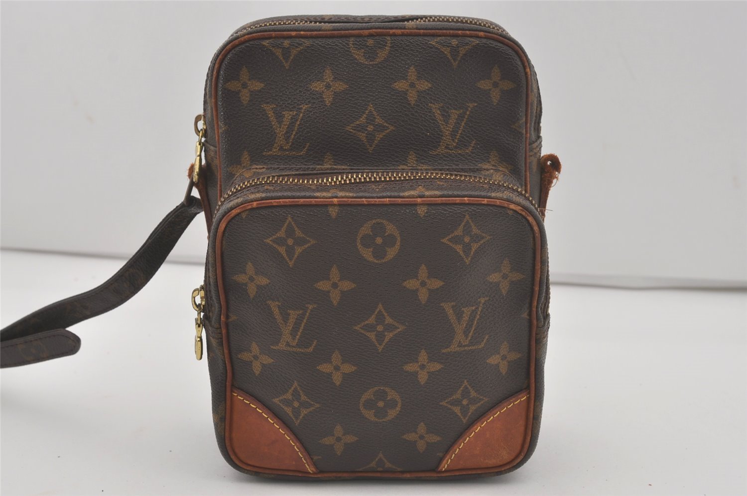 Authentic Louis Vuitton Monogram Amazone Shoulder Cross Bag M45236 LV Junk 8899I