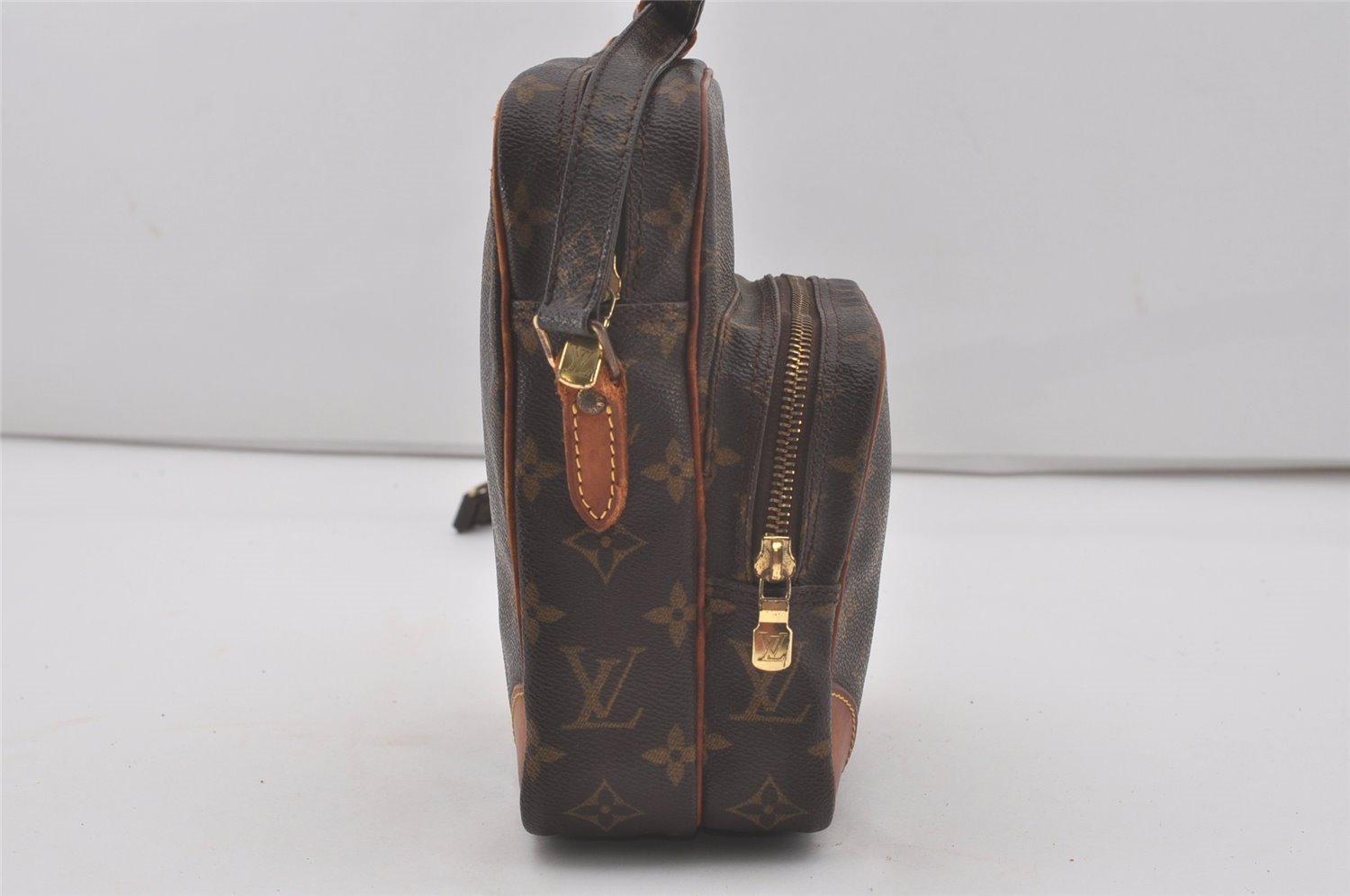 Authentic Louis Vuitton Monogram Amazone Shoulder Cross Bag M45236 LV Junk 8899I