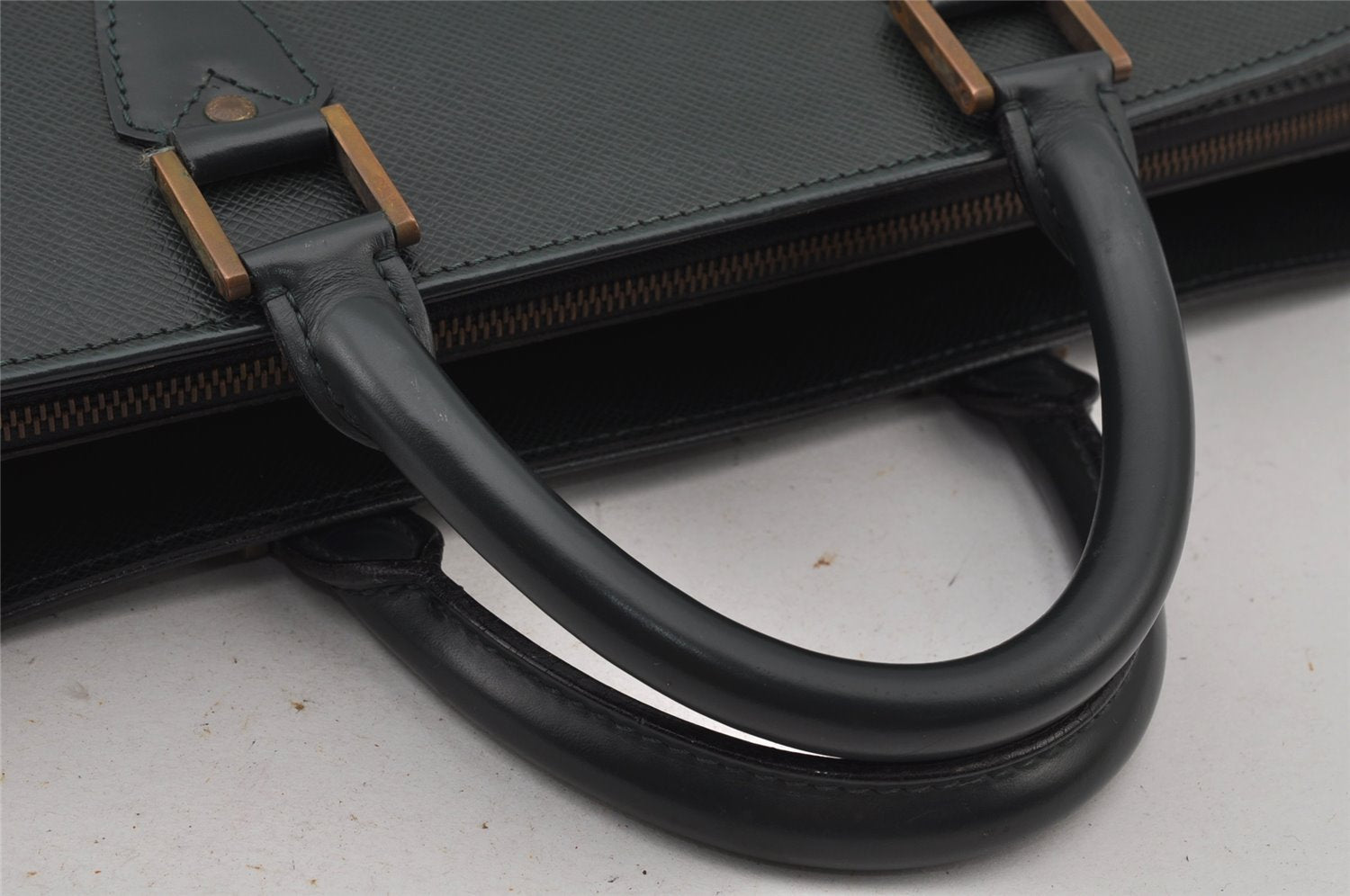 Auth Louis Vuitton Taiga Porte Documents Lozan 2Way Briefcase M30054 Green 8903J