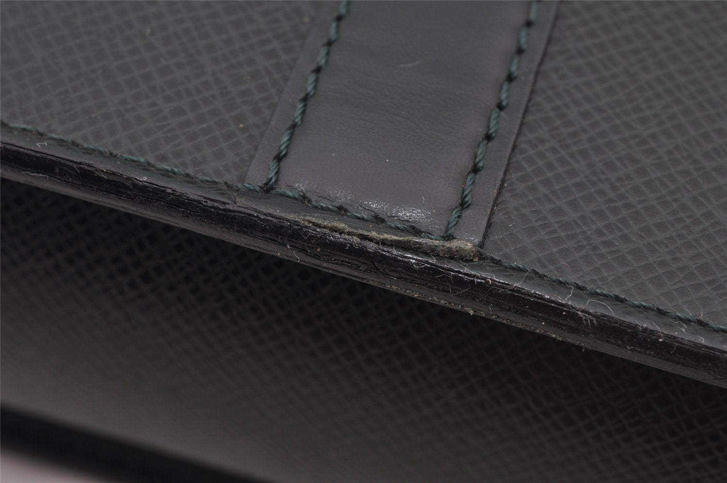 Auth Louis Vuitton Taiga Porte Documents Lozan 2Way Briefcase M30054 Green 8903J