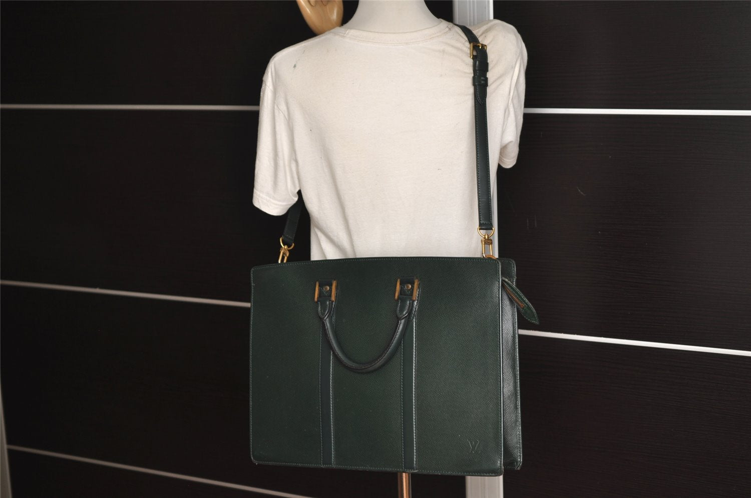 Auth Louis Vuitton Taiga Porte Documents Lozan 2Way Briefcase M30054 Green 8903J