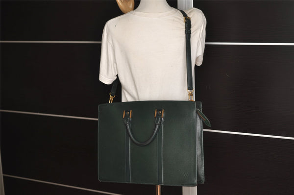 Auth Louis Vuitton Taiga Porte Documents Lozan 2Way Briefcase M30054 Green 8903J