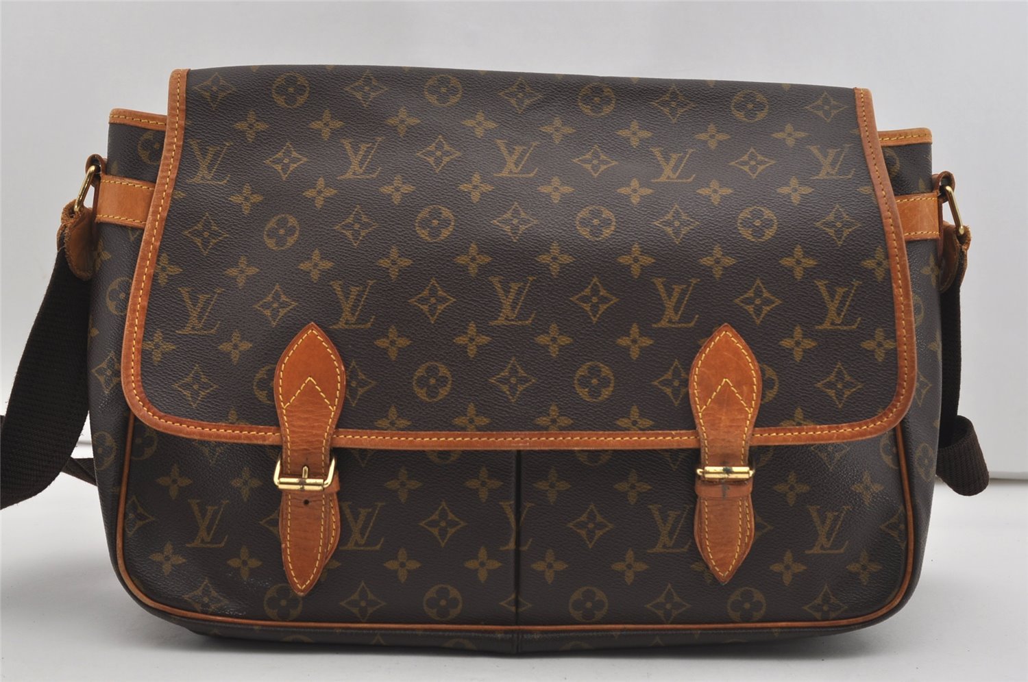 Authentic Louis Vuitton Monogram Gibeciere GM Shoulder Cross Bag M42246 LV 8907I