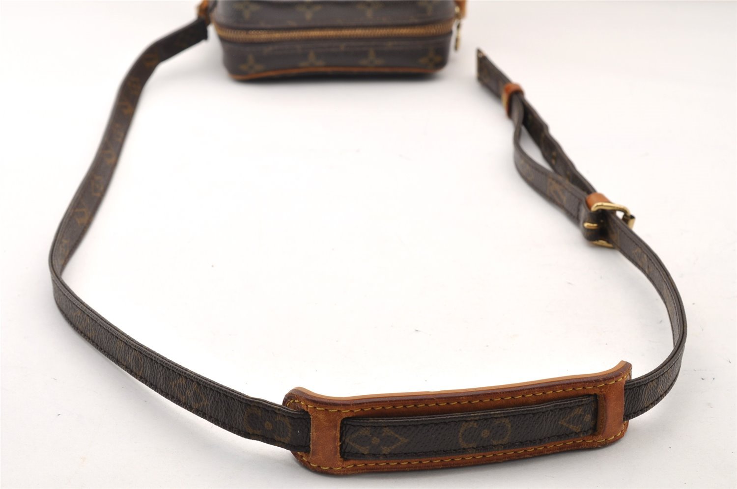 Authentic Louis Vuitton Monogram Amazone Shoulder Cross Bag M45236 Junk 8909I