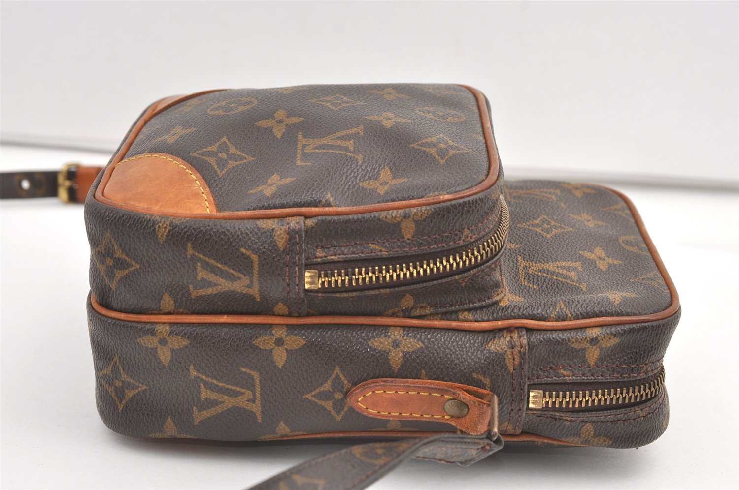 Authentic Louis Vuitton Monogram Amazone Shoulder Cross Body Bag M45236 LV 8911J