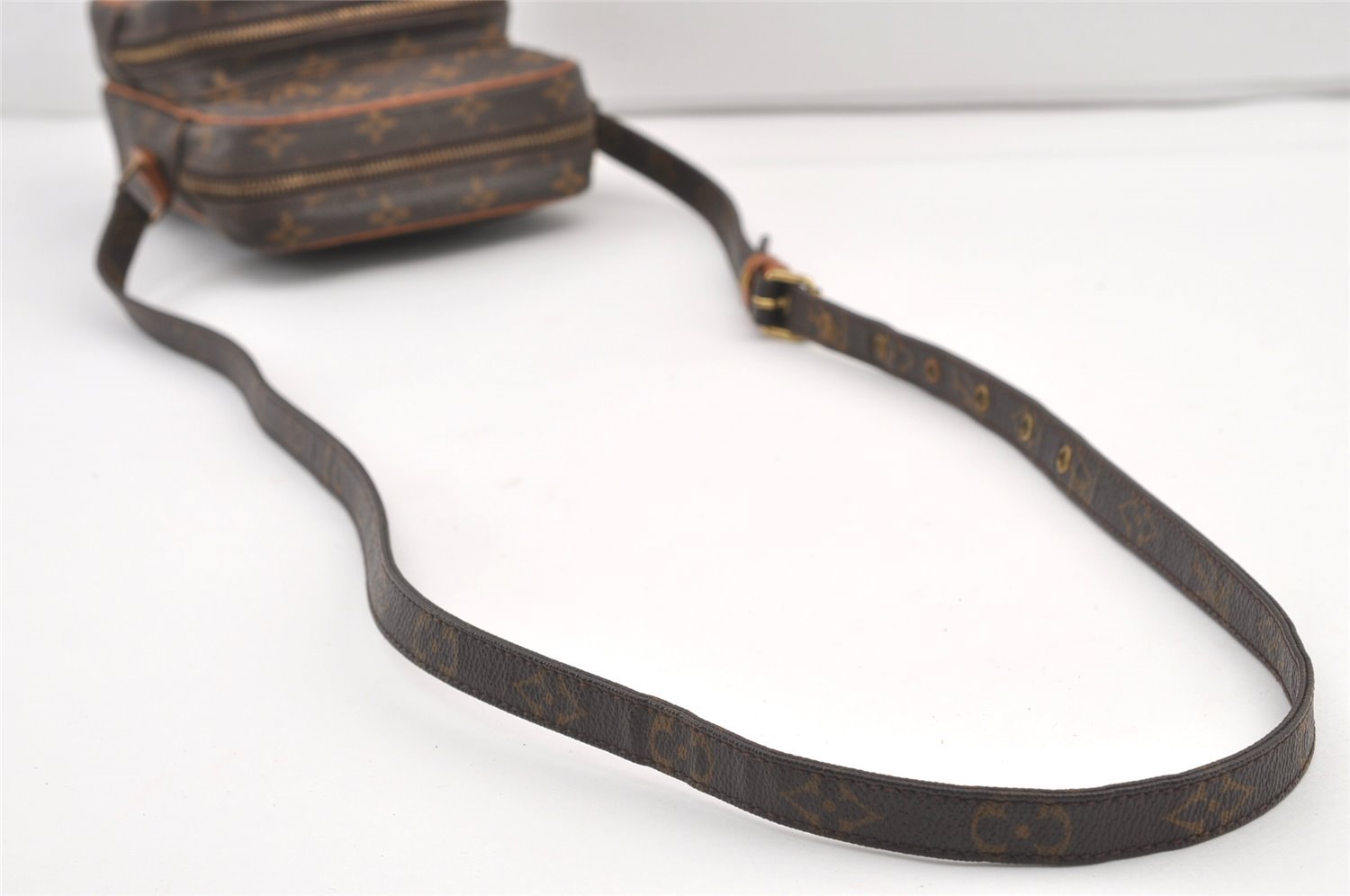 Authentic Louis Vuitton Monogram Amazone Shoulder Cross Body Bag M45236 LV 8911J