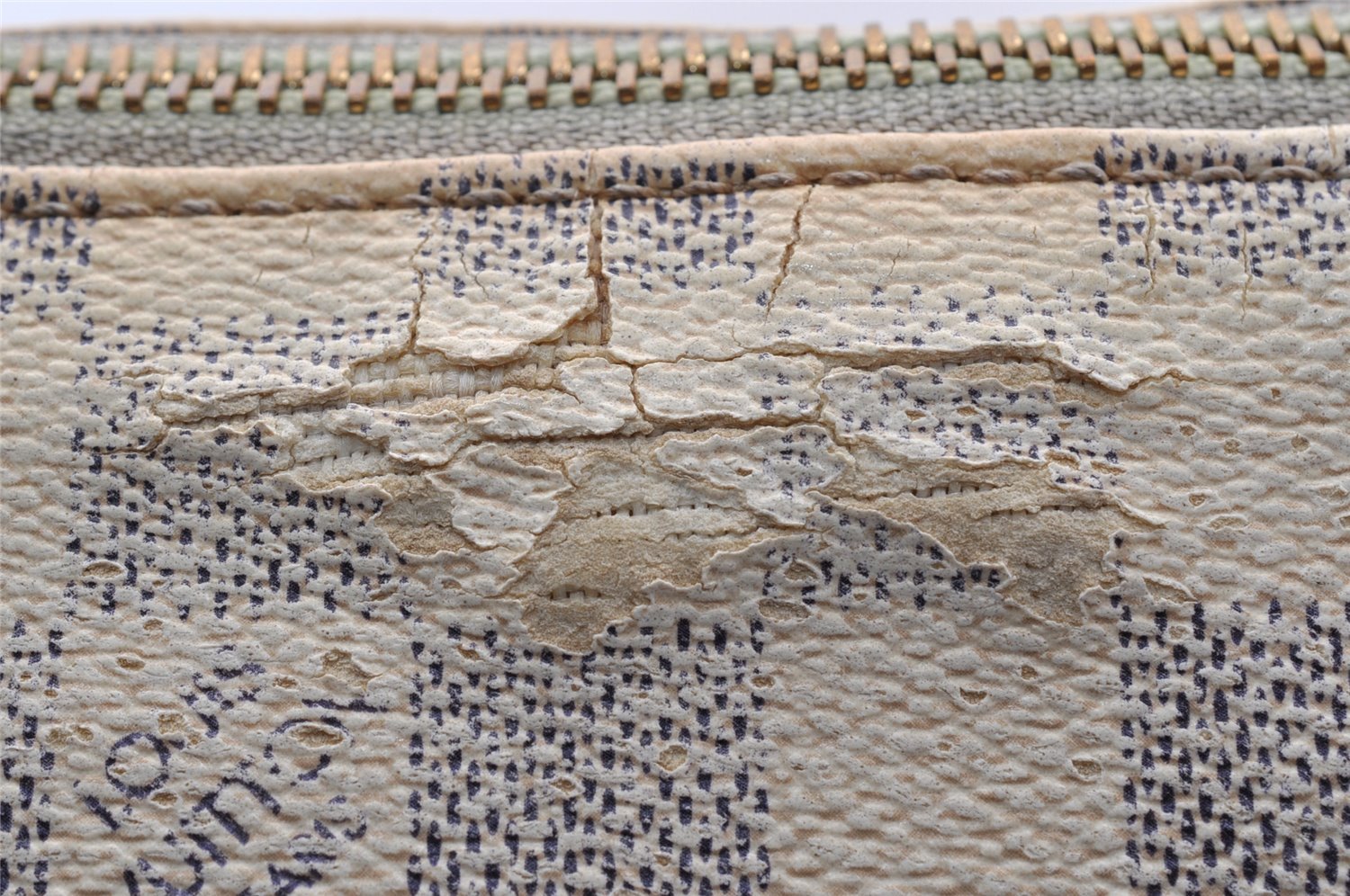 Authentic Louis Vuitton Damier Azur Totally PM Tote Bag White N41280 LV 8912I