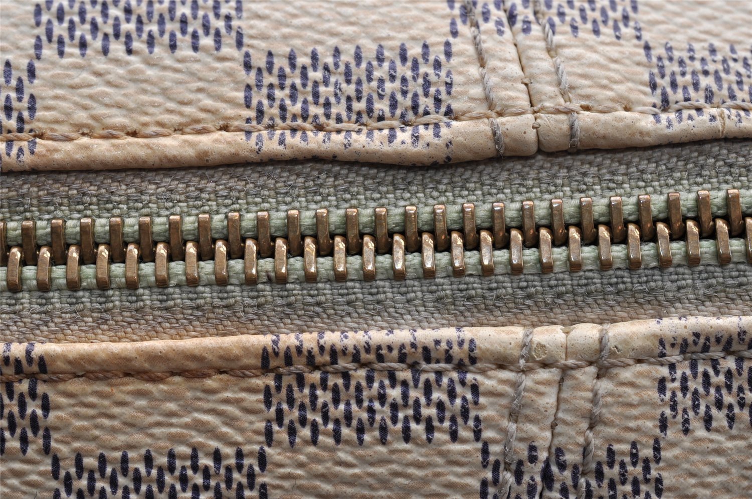 Authentic Louis Vuitton Damier Azur Totally PM Tote Bag White N41280 LV 8912I