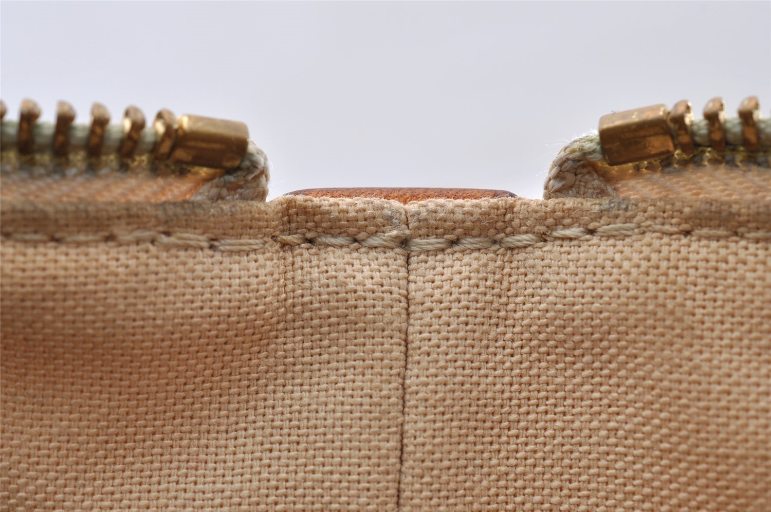 Authentic Louis Vuitton Damier Azur Totally PM Tote Bag White N41280 LV 8912I