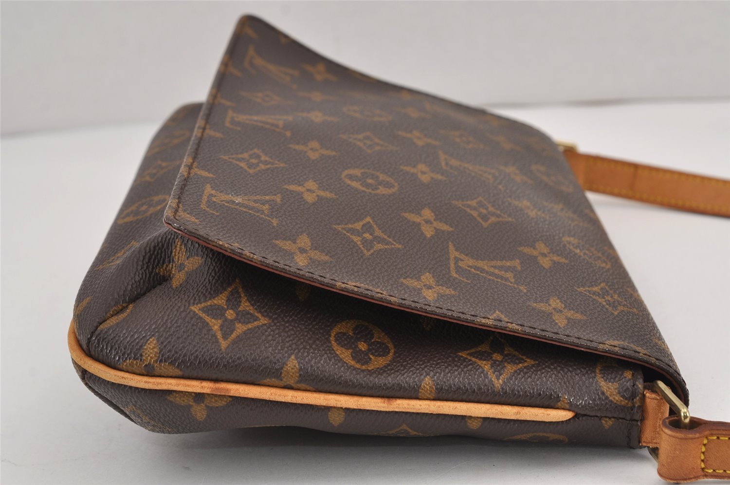 Authentic Louis Vuitton Monogram Musette Tango Shoulder Bag M51257 LV 8915J