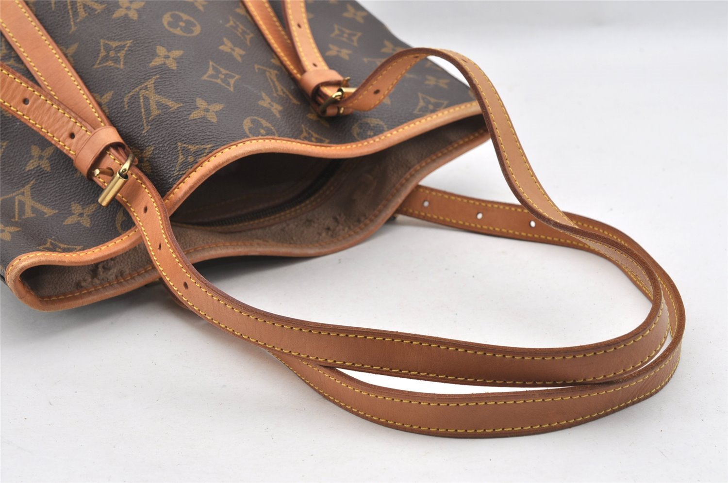 Authentic Louis Vuitton Monogram Bucket GM Shoulder Tote Bag M42236 Junk 8916I