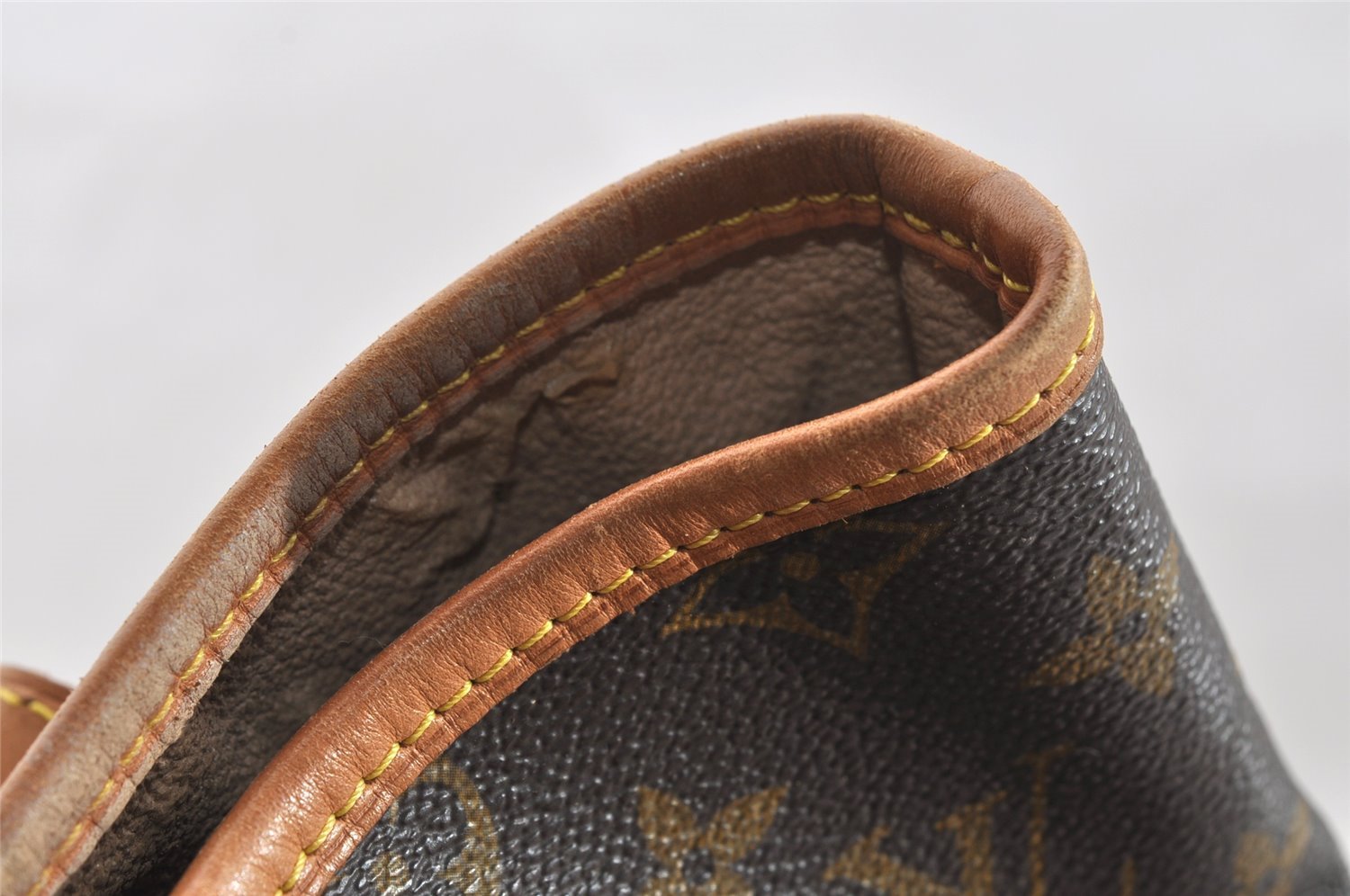 Authentic Louis Vuitton Monogram Bucket GM Shoulder Tote Bag M42236 Junk 8916I