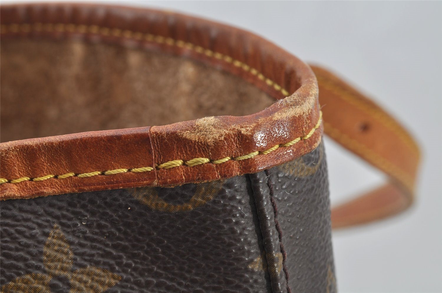 Authentic Louis Vuitton Monogram Bucket PM Shoulder Tote Bag M42238 Junk 8918I