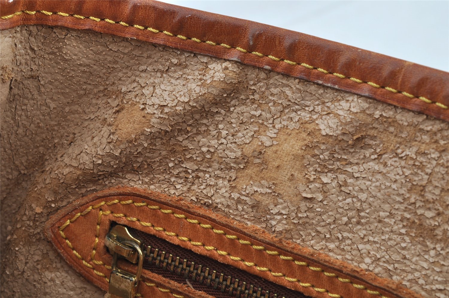 Authentic Louis Vuitton Monogram Bucket PM Shoulder Tote Bag M42238 Junk 8918I