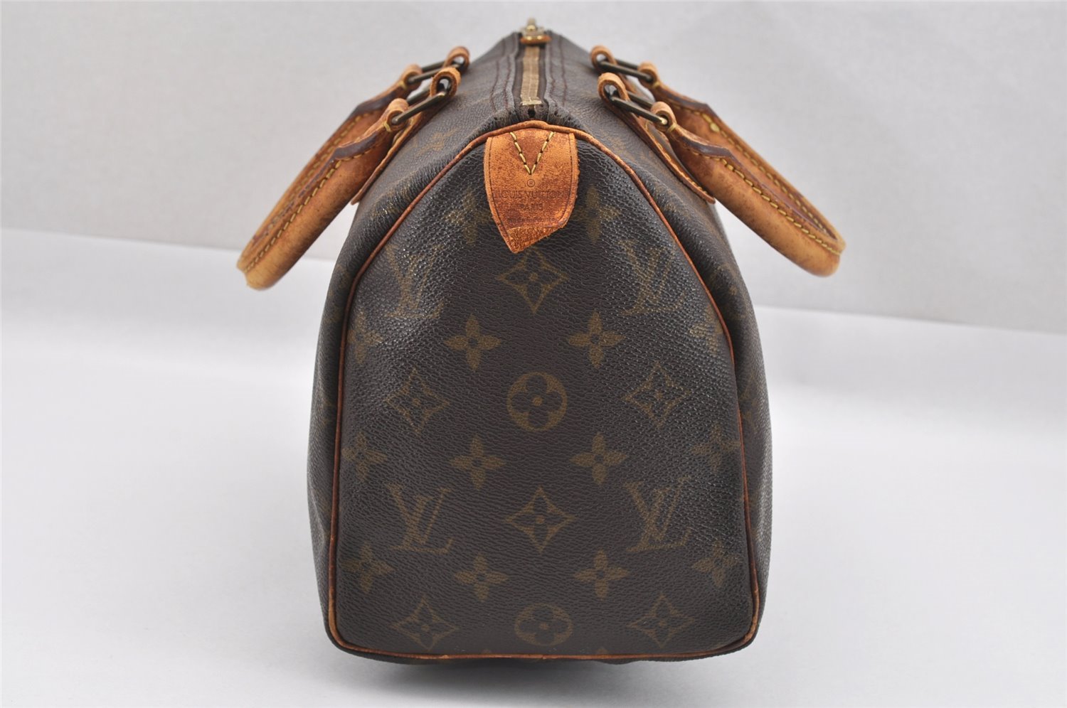 Authentic Louis Vuitton Monogram Speedy 25 Boston Hand Bag M41528 LV 8919I