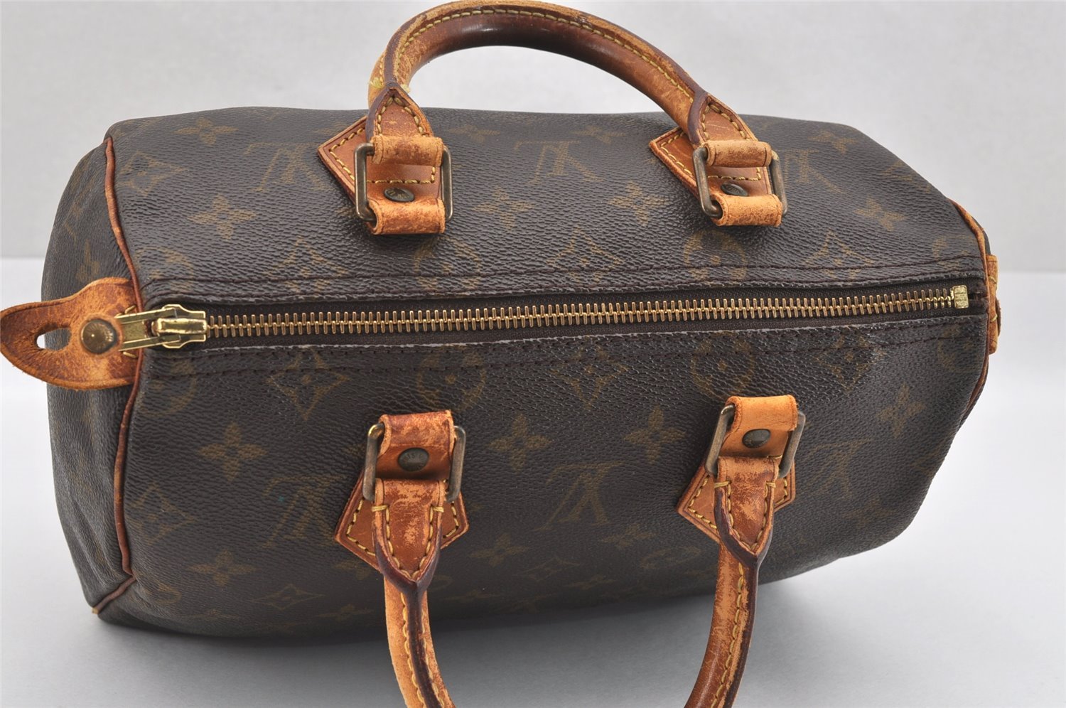 Authentic Louis Vuitton Monogram Speedy 25 Boston Hand Bag M41528 LV 8919I