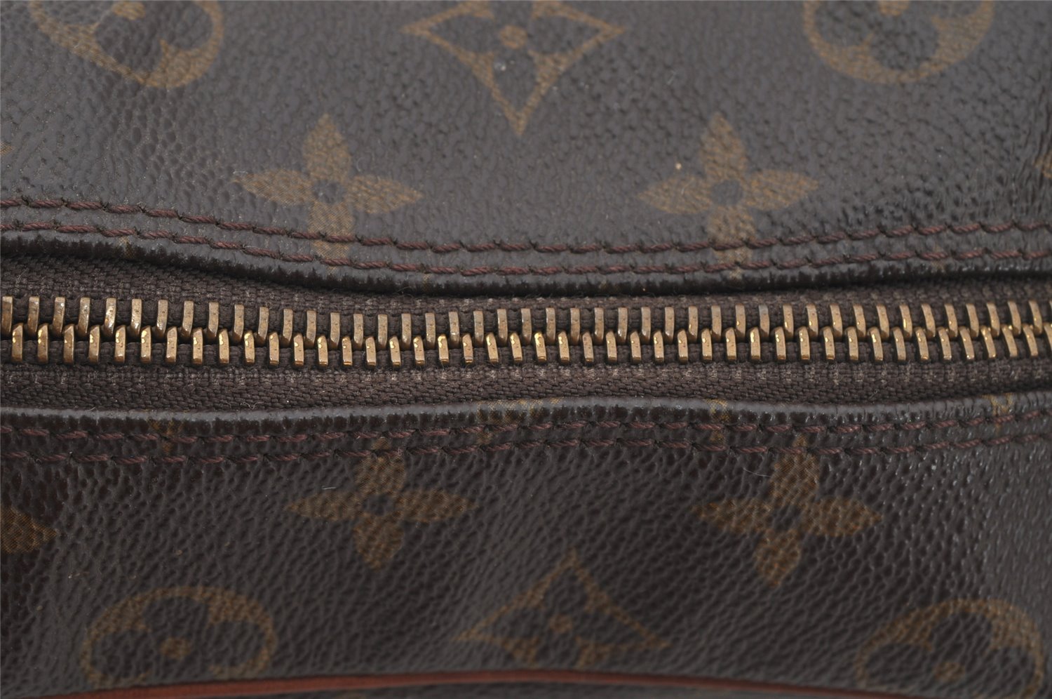 Authentic Louis Vuitton Monogram Boulogne 35 Shoulder Cross Bag M51260 LV 8920I