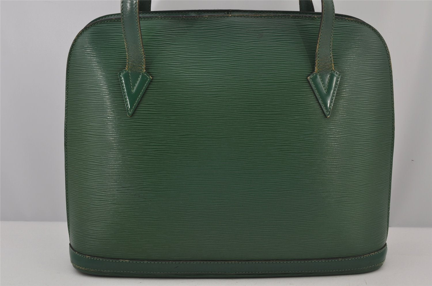 Authentic Louis Vuitton Epi Lussac Shoulder Tote Bag Green M52284 LV 8921J
