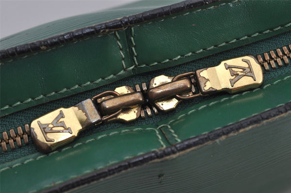 Authentic Louis Vuitton Epi Lussac Shoulder Tote Bag Green M52284 LV 8921J