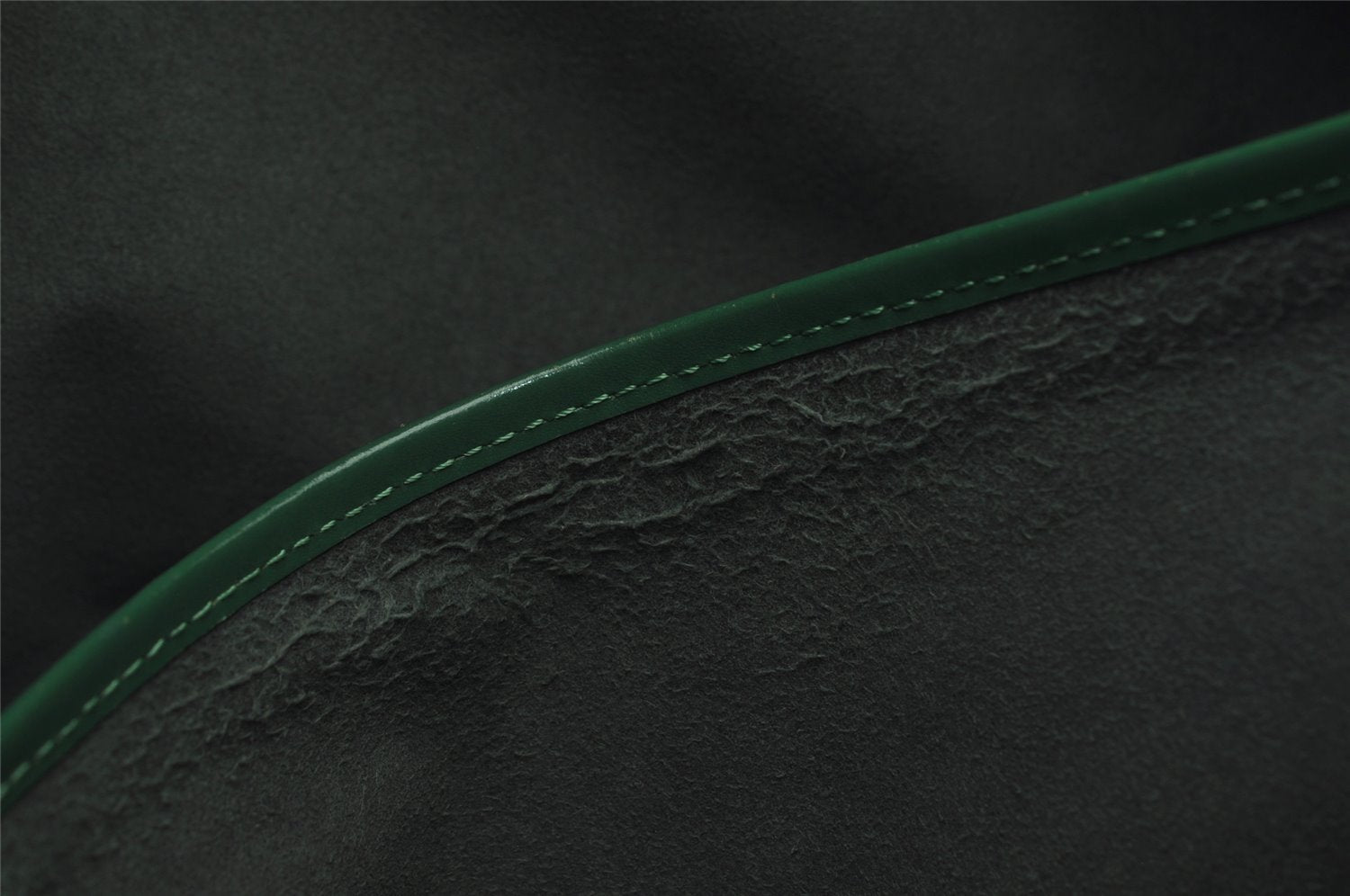 Authentic Louis Vuitton Epi Lussac Shoulder Tote Bag Green M52284 LV 8921J