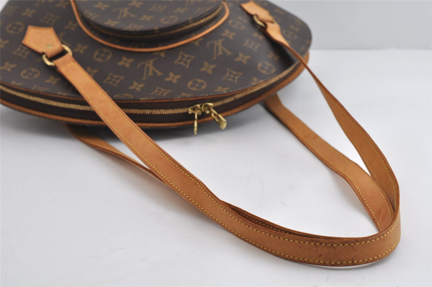Authentic Louis Vuitton Monogram Ellipse Shopping Shoulder Bag M51128 LV 8922I